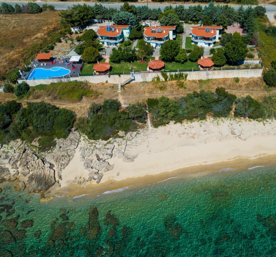 Secret Paradise Villas Loutra Elevtheron Exterior foto